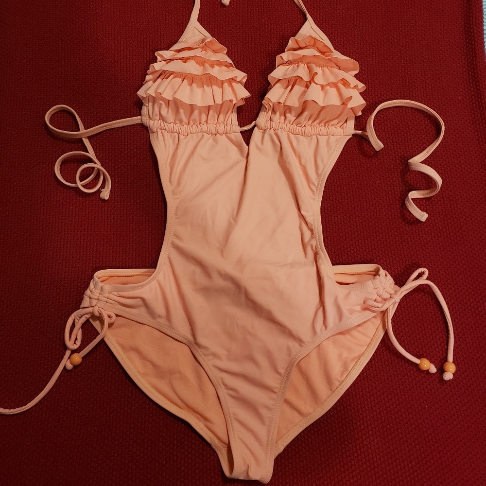 Peach ruffled monokini